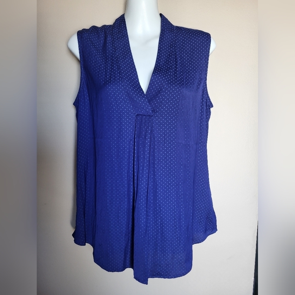 NEW Le Chateau Navy Sleeveless Blouse, Size Small
